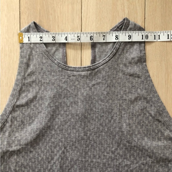 Patagonia Cutout Racerback Tank Top in Gray Size S - Picture 2 of 10